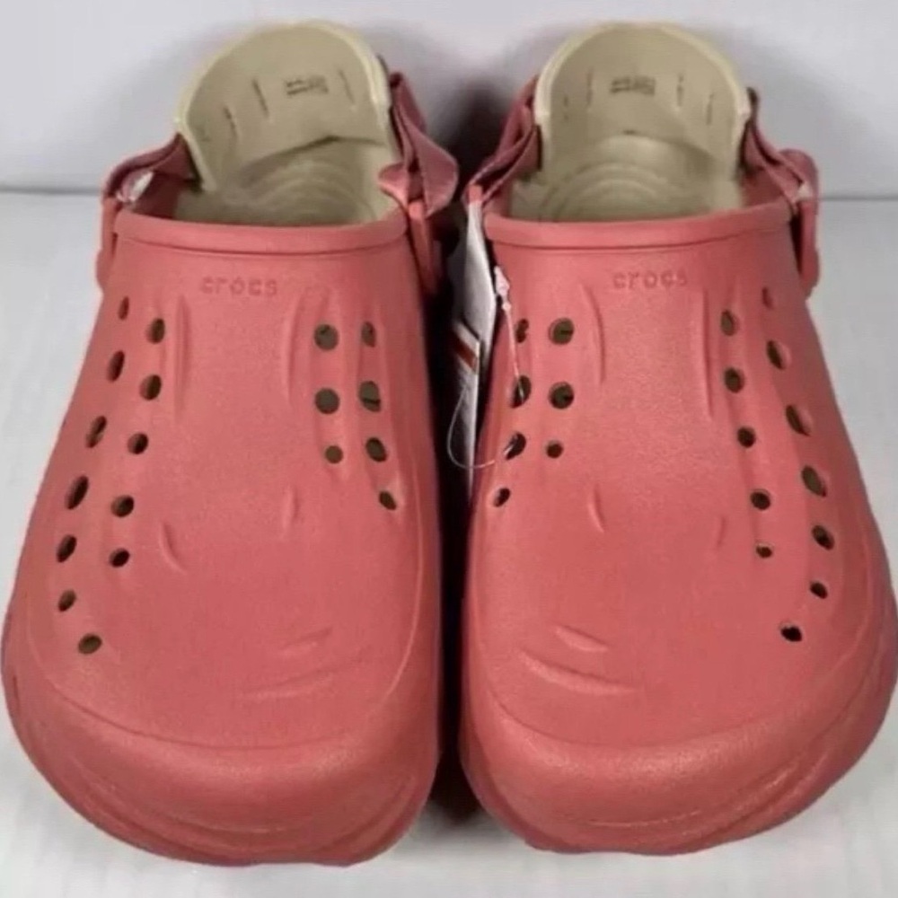 NWT Crocs Echo Clog Hot Blush – Men 8 / Women 10 – SOLD OUT Color!